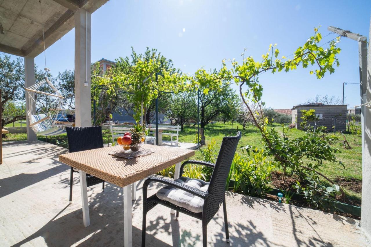Apartment Livaja Kaštel Novi Exterior foto
